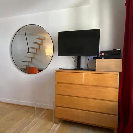 Marais With Mezzanine Daire Paris