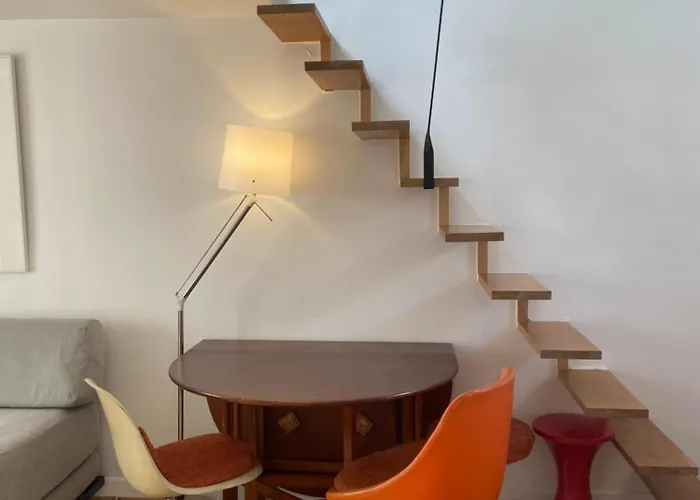 Marais With Mezzanine * Parijs