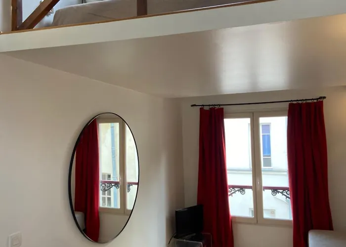Appartement Marais With Mezzanine
