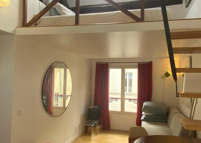 Marais With Mezzanine Appartement Parijs
